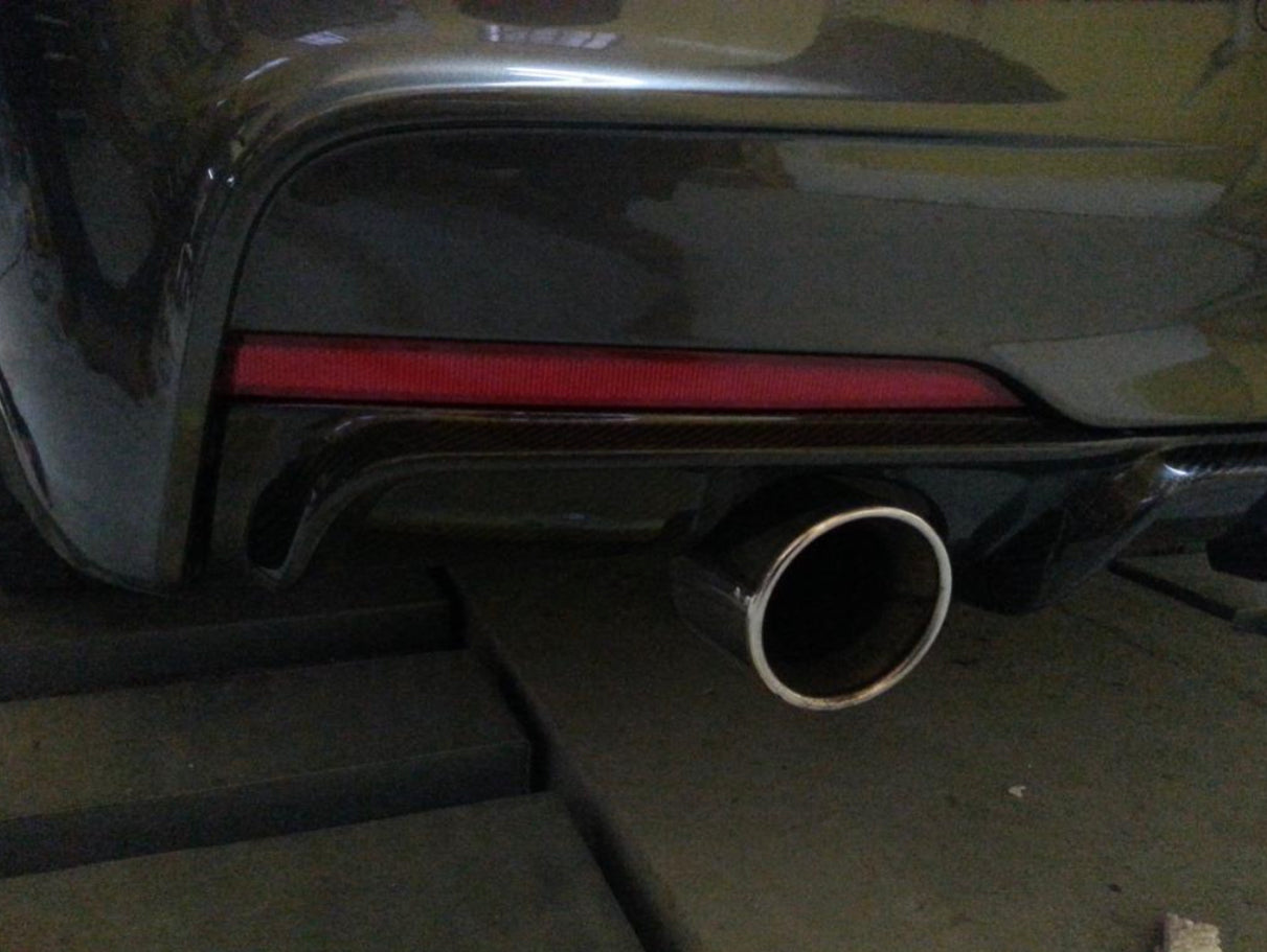 BMW F30 M-SPORT carbon fibre diffuser (double outlet)-carbonizeduk