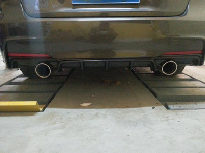 BMW F30 M-SPORT carbon fibre diffuser (double outlet)-carbonizeduk