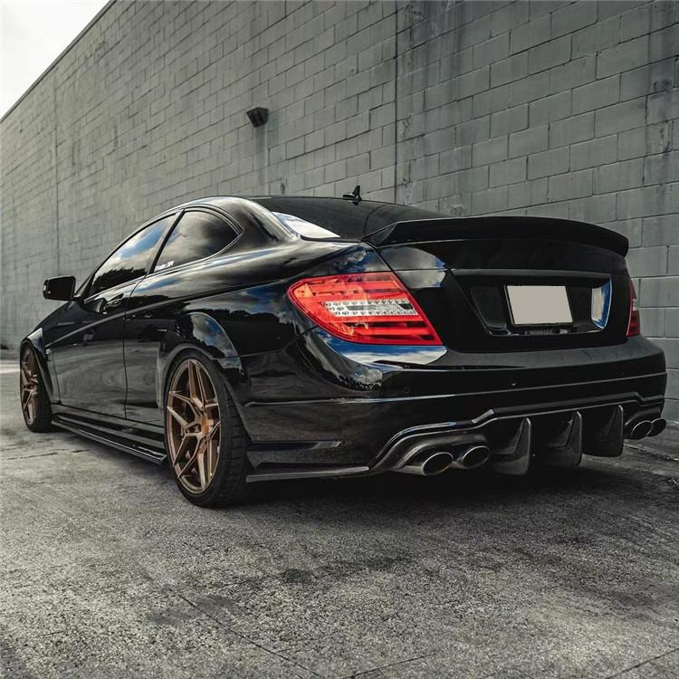 Mercedes Benz C63 W204 Carbon Fibre Rear Bumper Diffuser 12-14-carbonizeduk